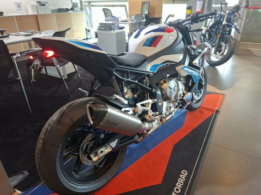 M 1000 R