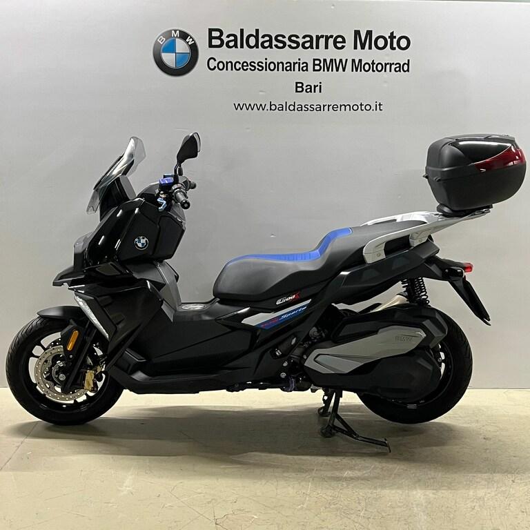 C 400 X