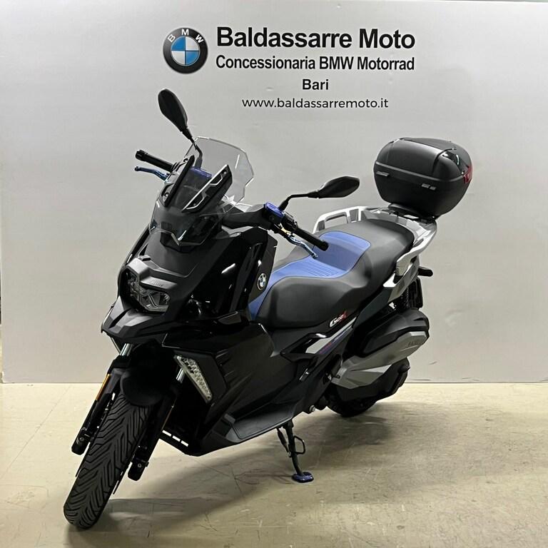 C 400 X
