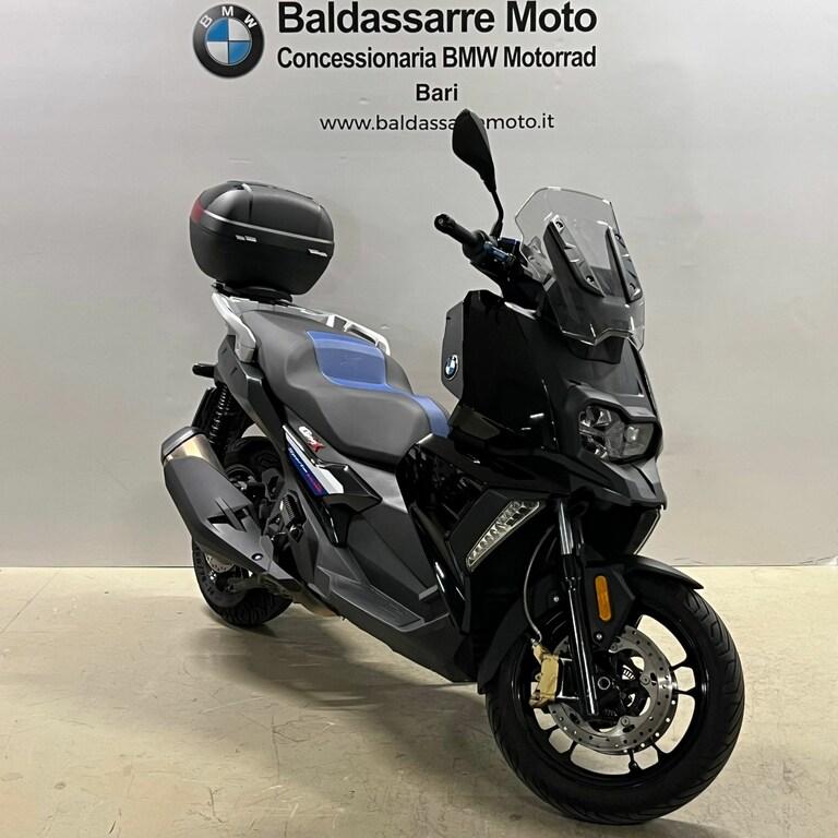 C 400 X