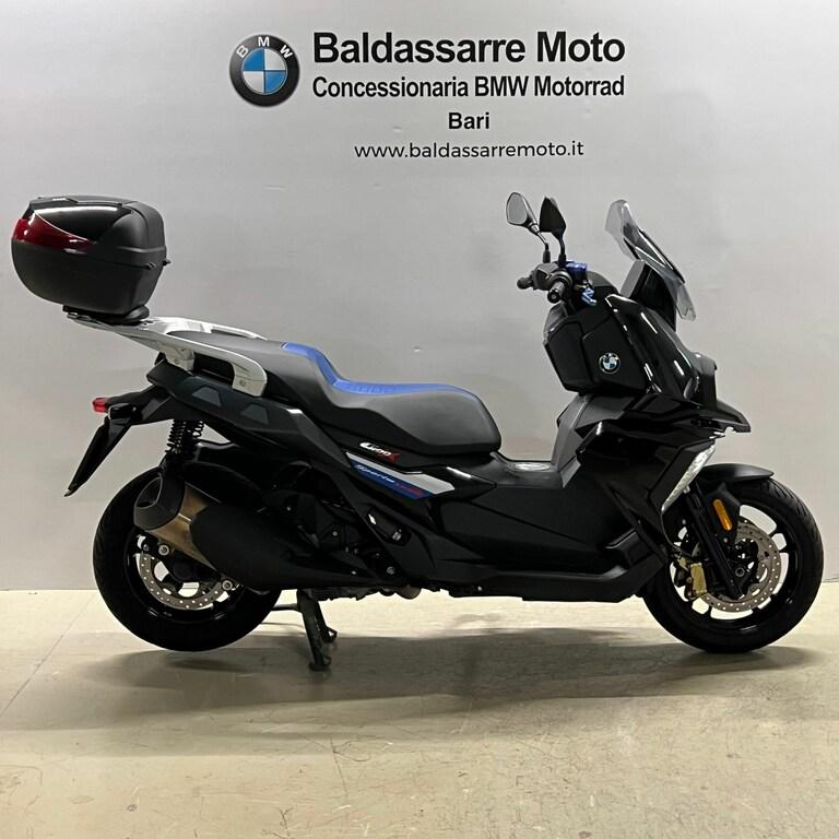 C 400 X