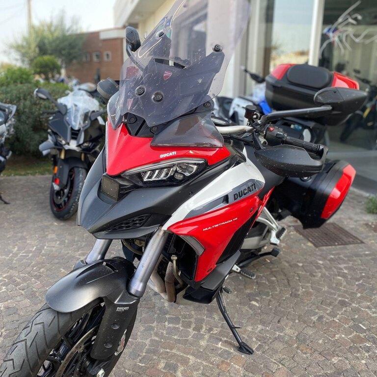 MULTISTRADA V4