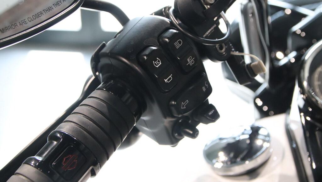 ROAD KING 114 1868