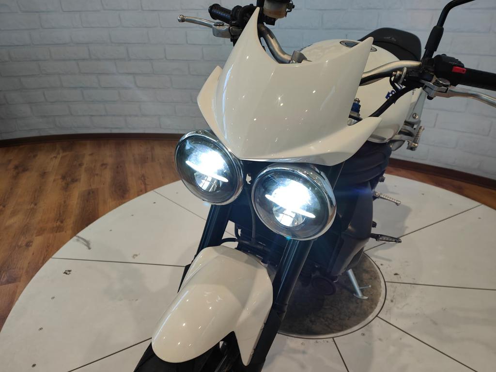 SPEED TRIPLE 1050