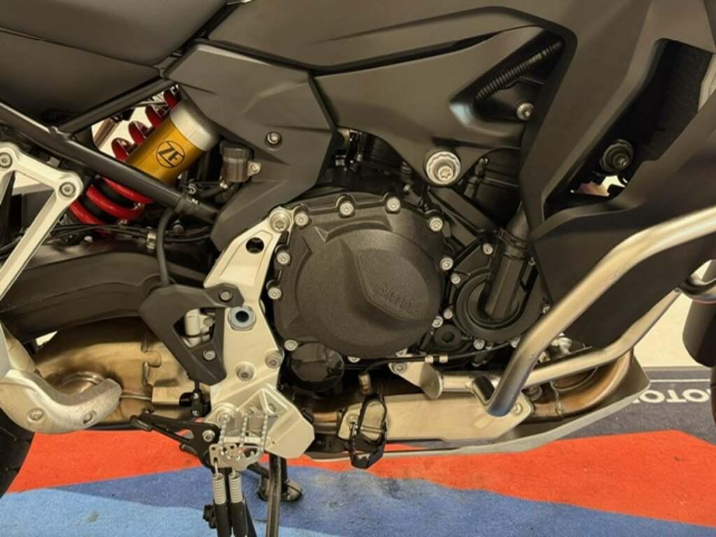 F 900 GS