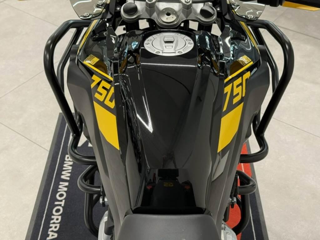 F 750 GS