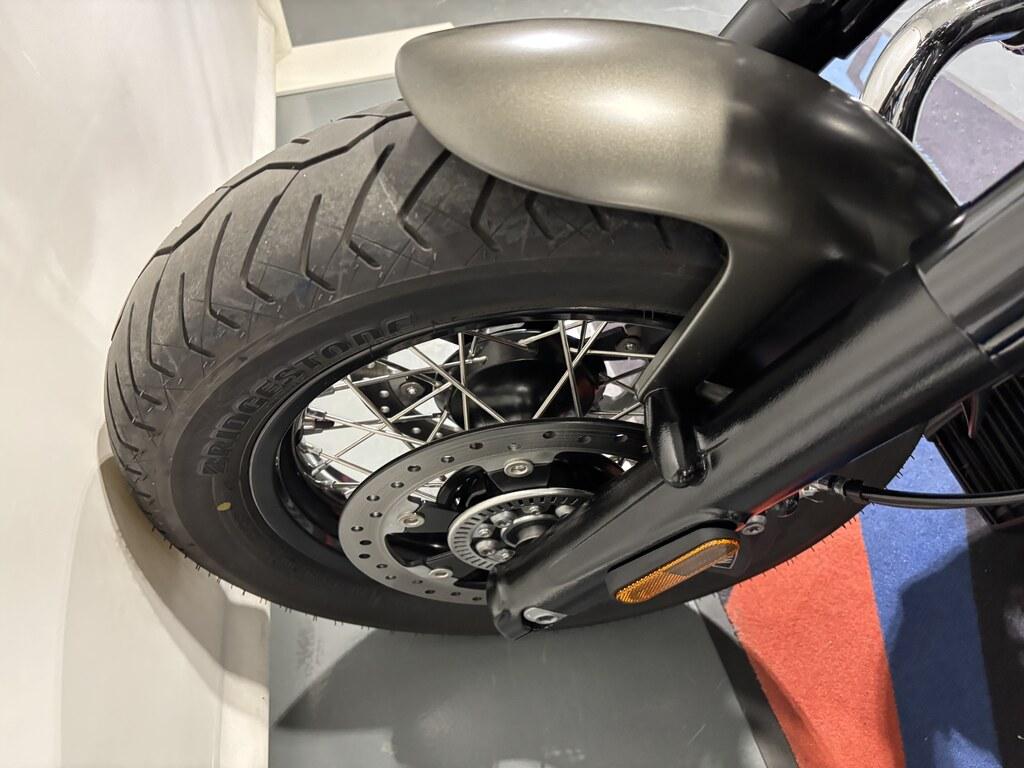 R 18