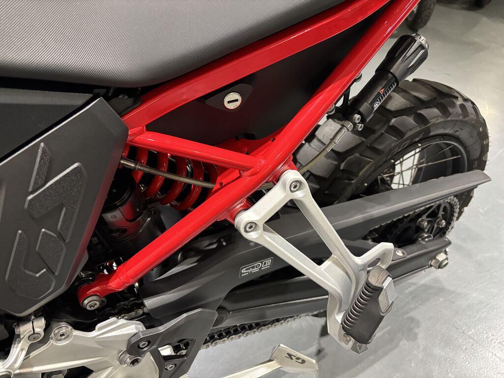 F 900 GS