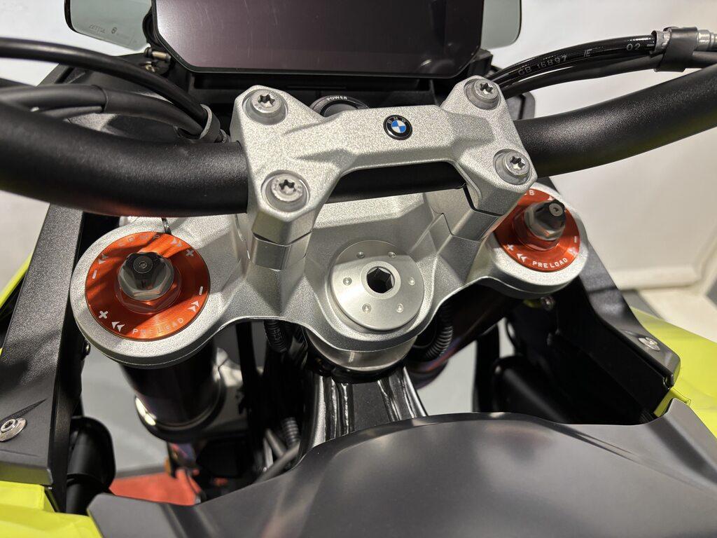 F 900 GS