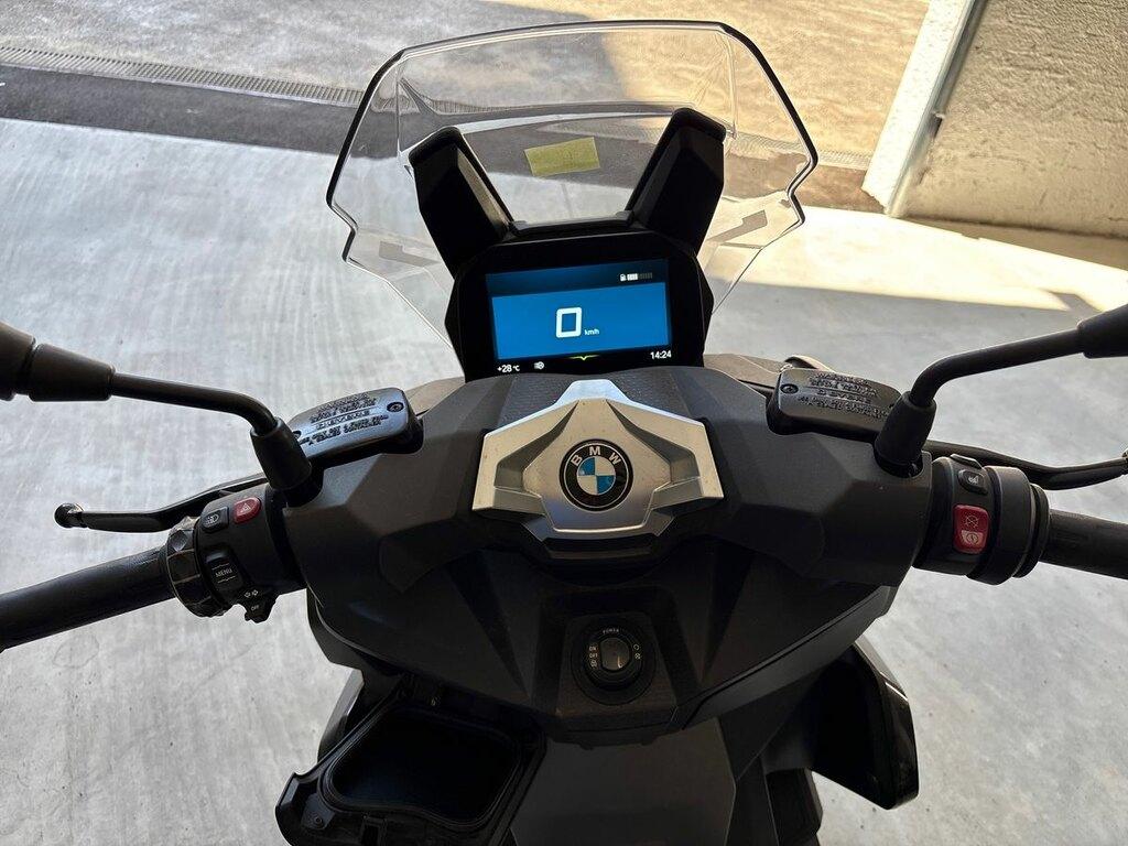 C 400 X