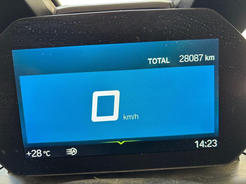C 400 X