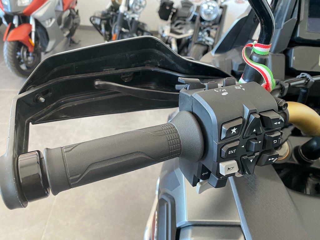 AFRICA TWIN 1100