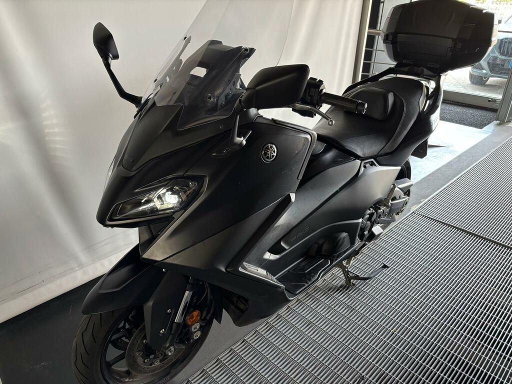 T-MAX 560