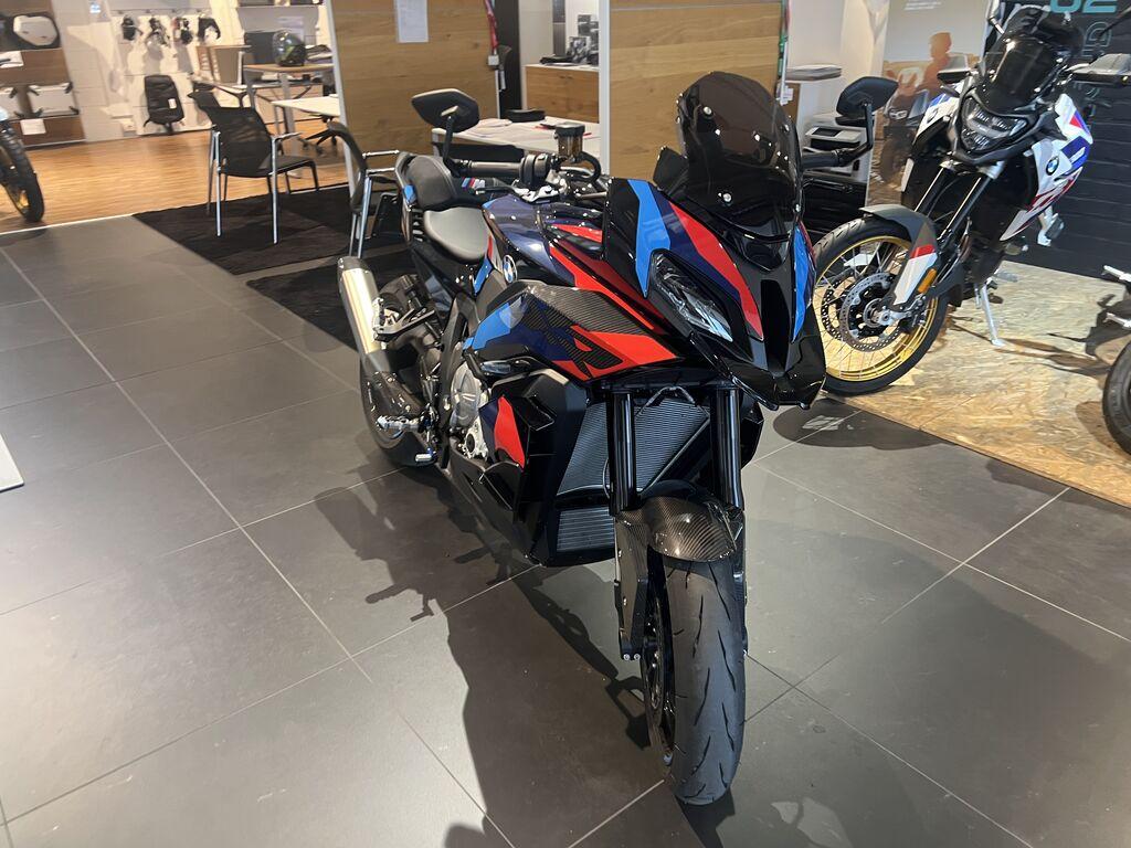 M 1000 XR