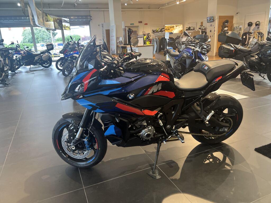 M 1000 XR