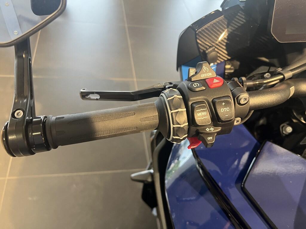 M 1000 XR