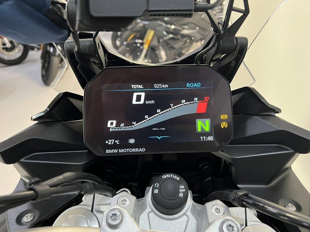 F 900 XR