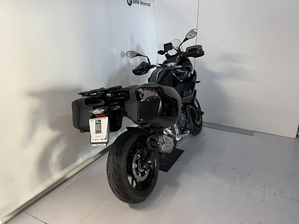 F 900 XR