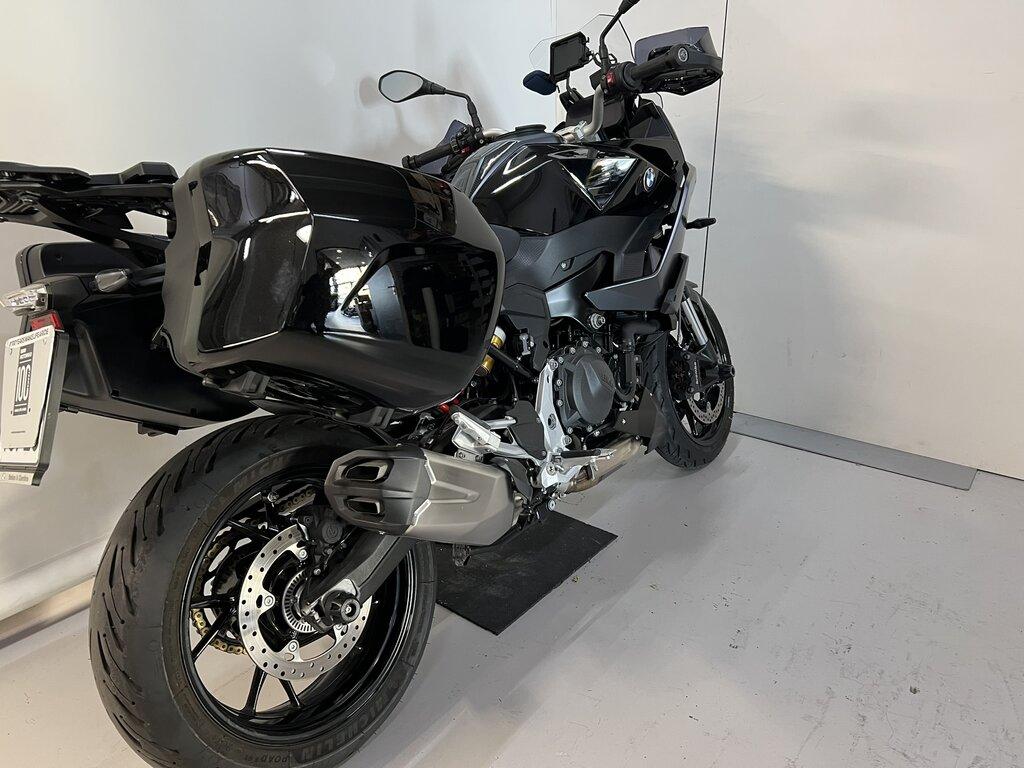 F 900 XR