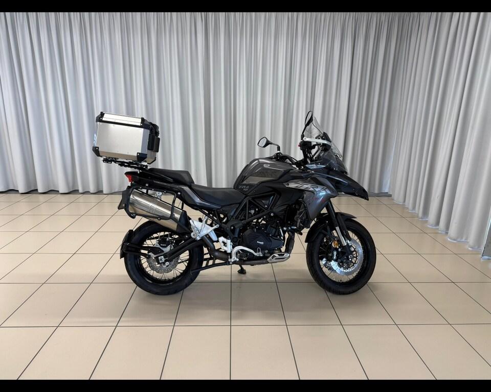TRK 502