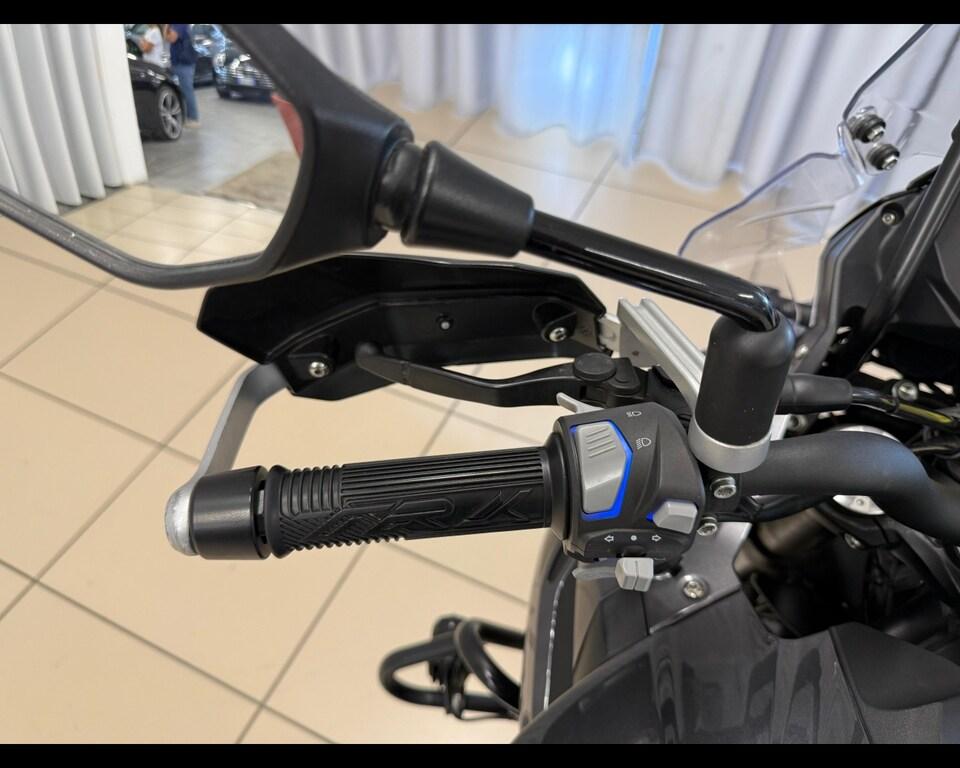 TRK 502