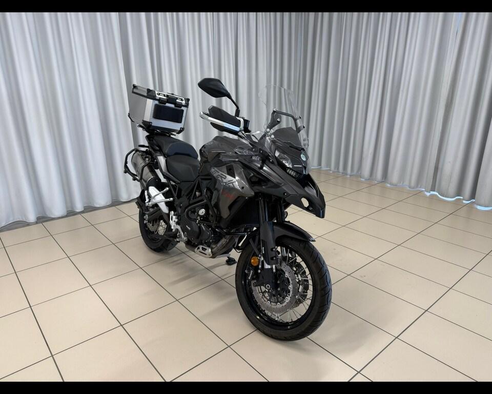 TRK 502