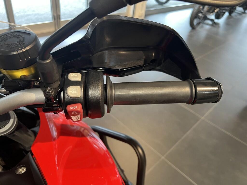 F 700 GS