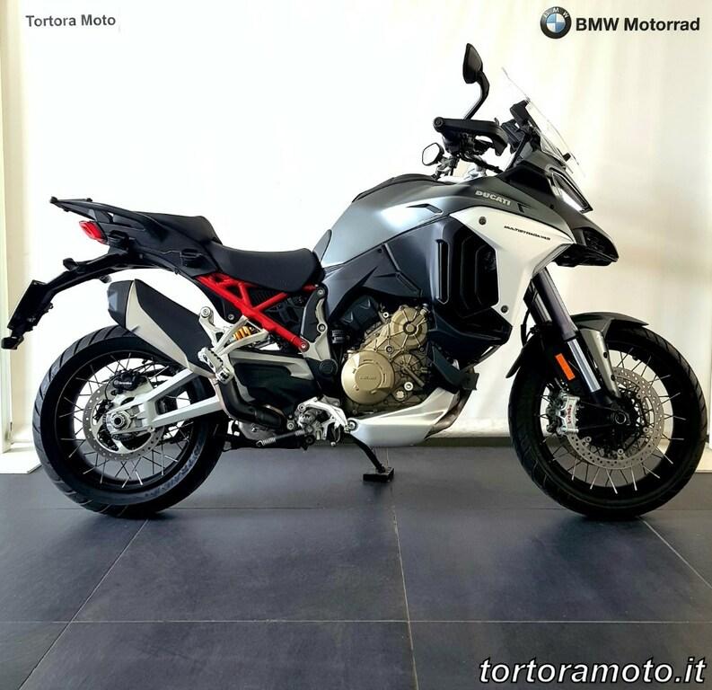 MULTISTRADA V4