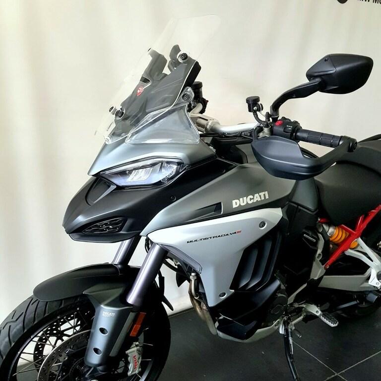 MULTISTRADA V4