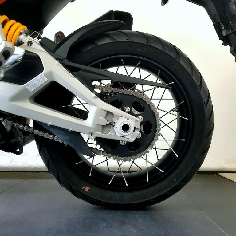 MULTISTRADA V4