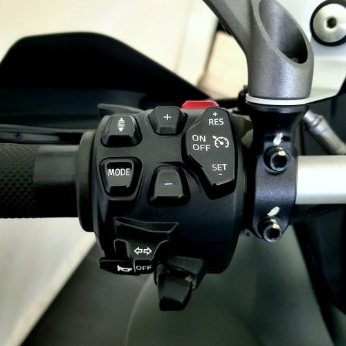 MULTISTRADA V4