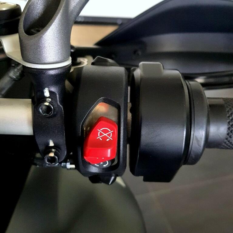 MULTISTRADA V4