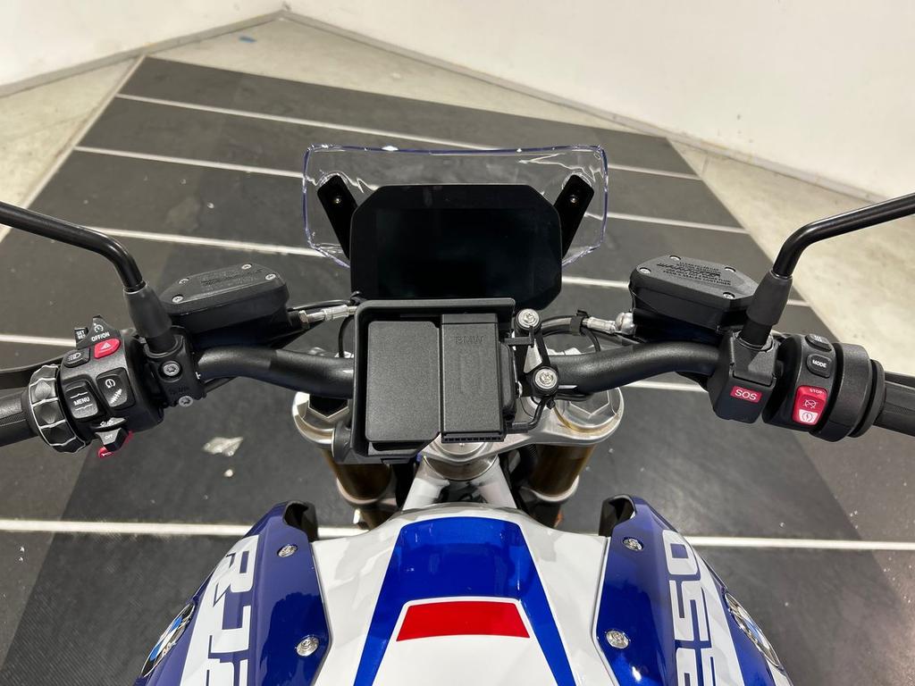 R 1250 R