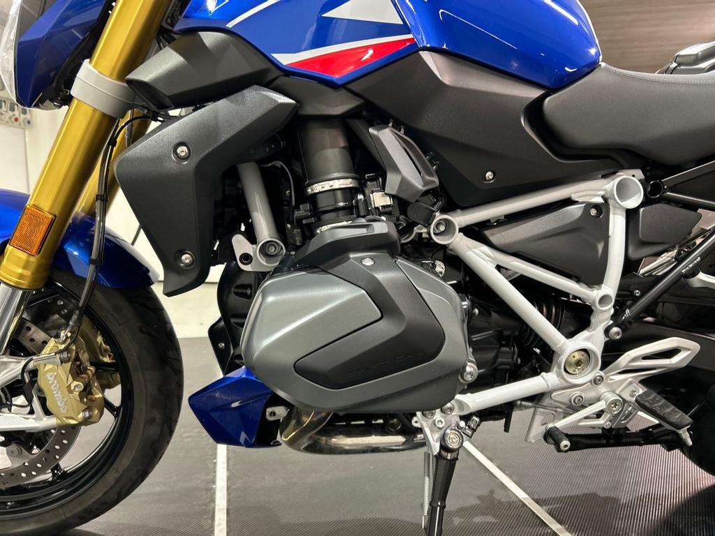 R 1250 R