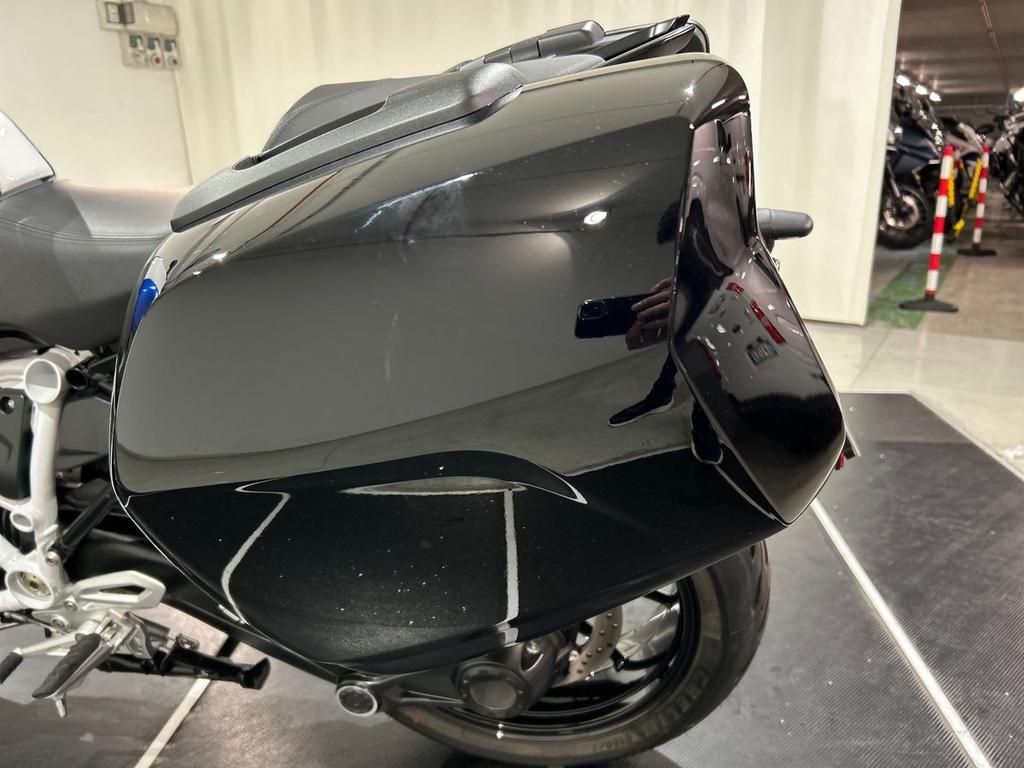 R 1250 R