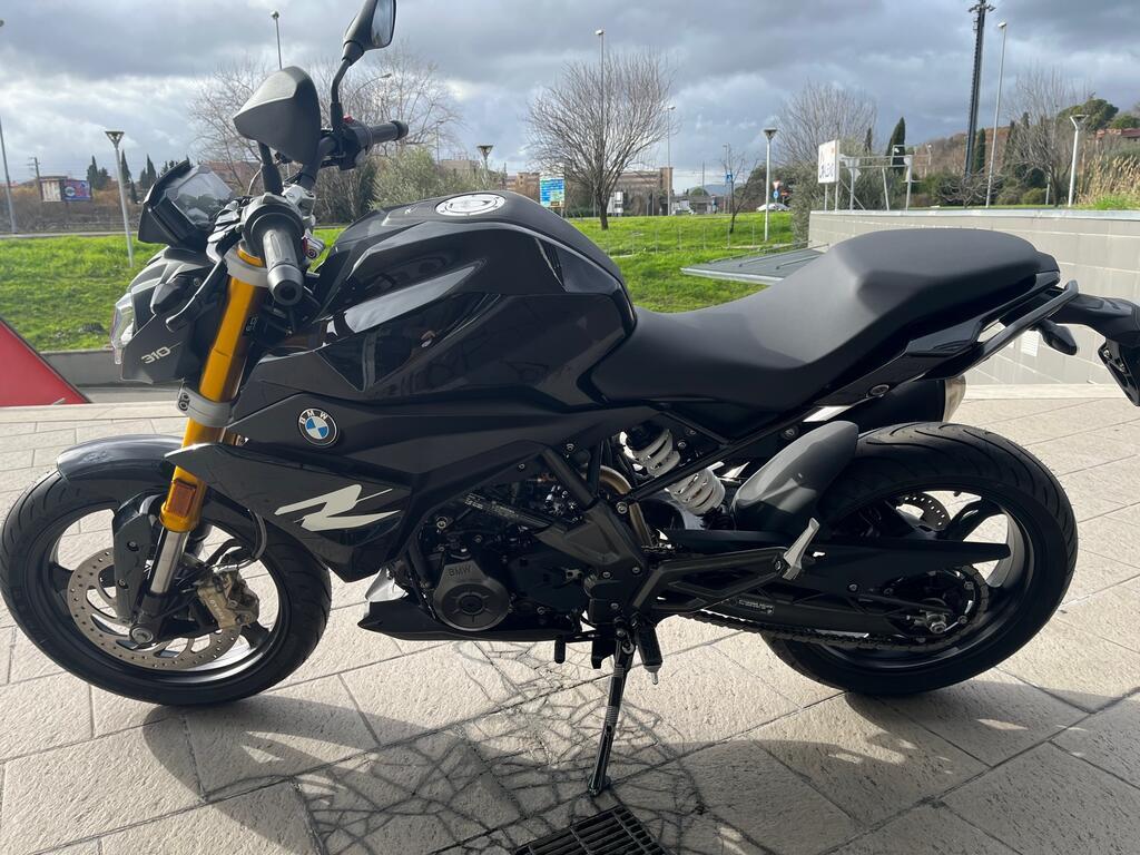 G 310 R