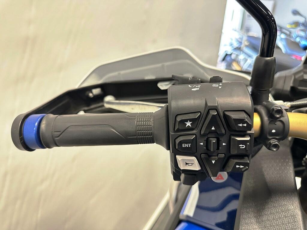 AFRICA TWIN 1100