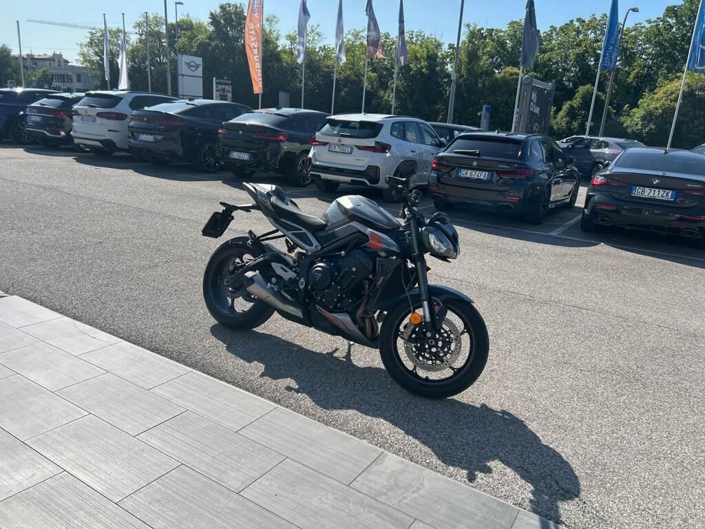 STREET TRIPLE 765