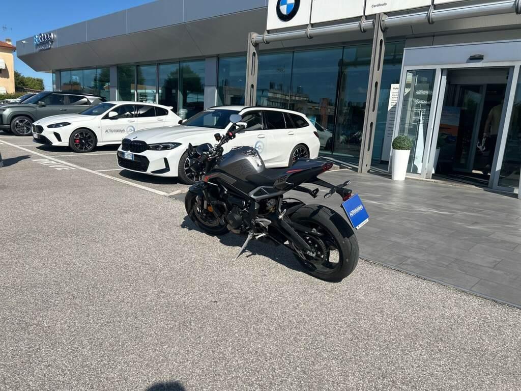 STREET TRIPLE 765