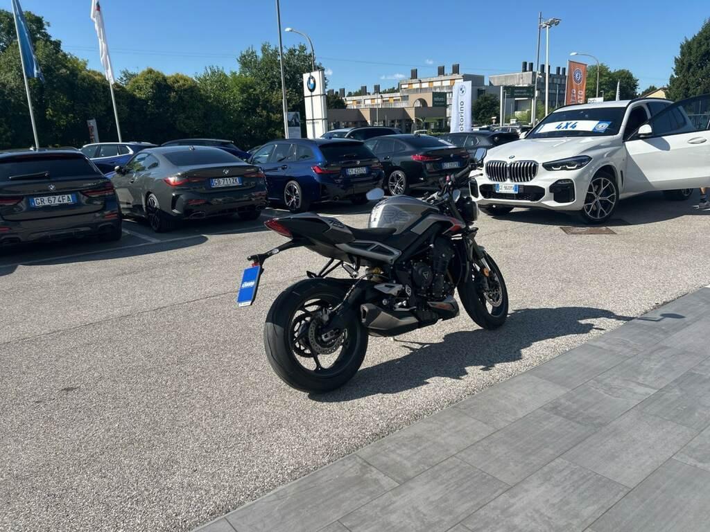STREET TRIPLE 765