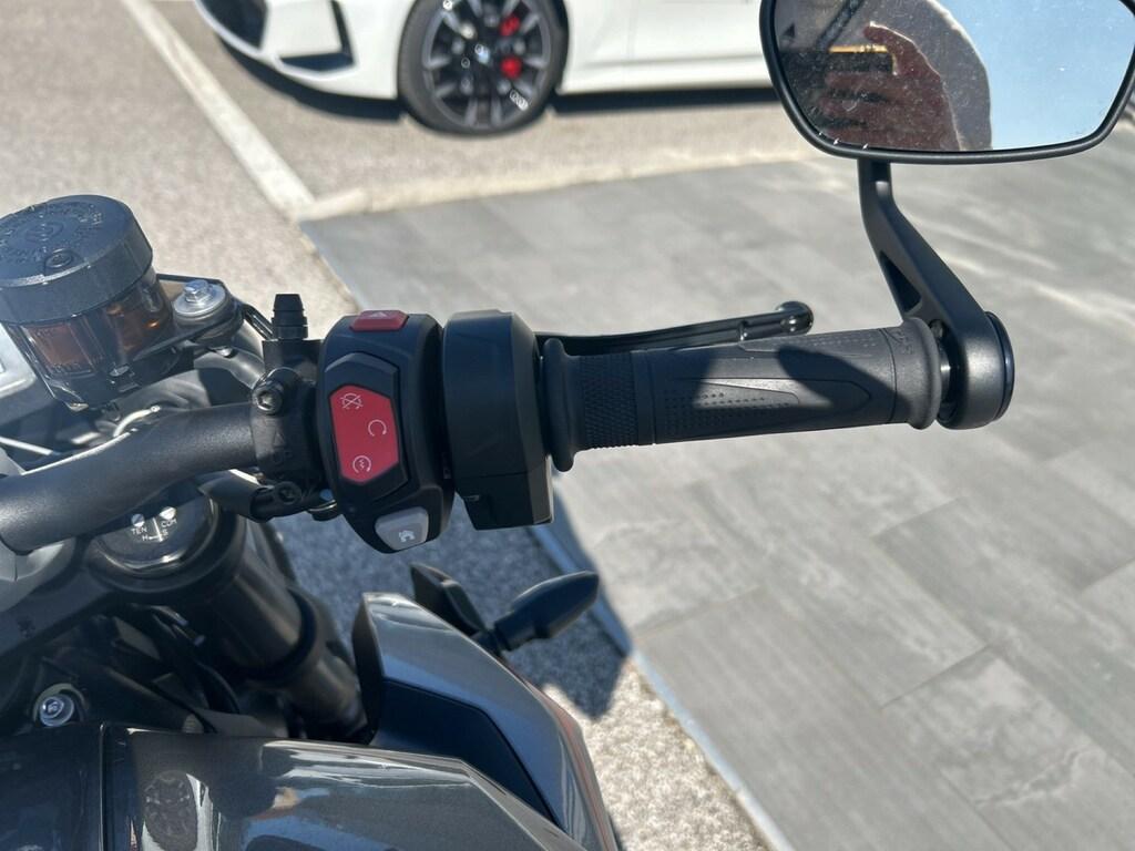 STREET TRIPLE 765