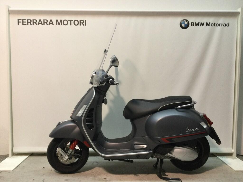 VESPA GTS 300