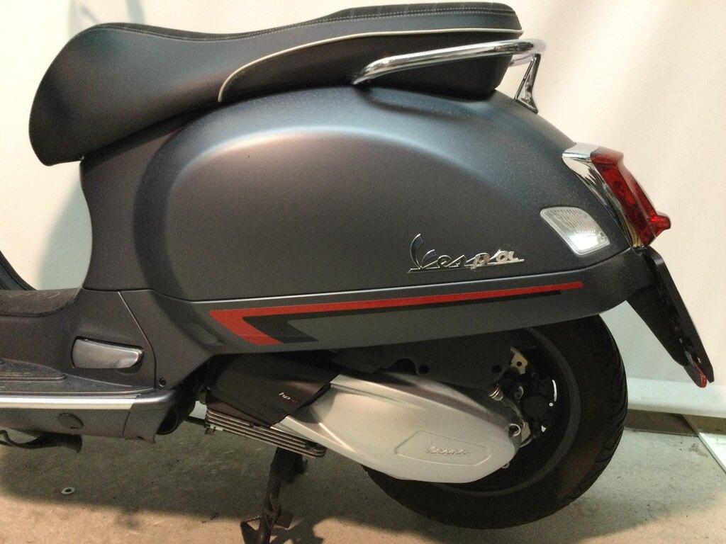 VESPA GTS 300