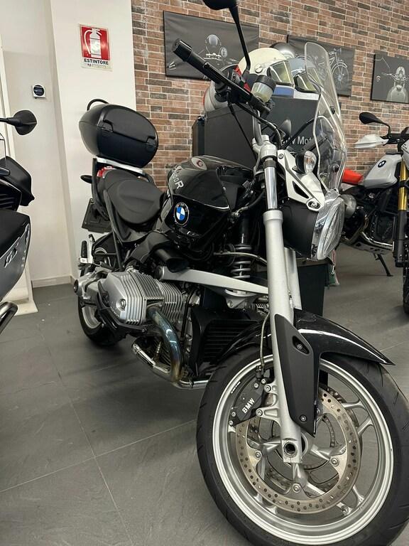 R 1200 R