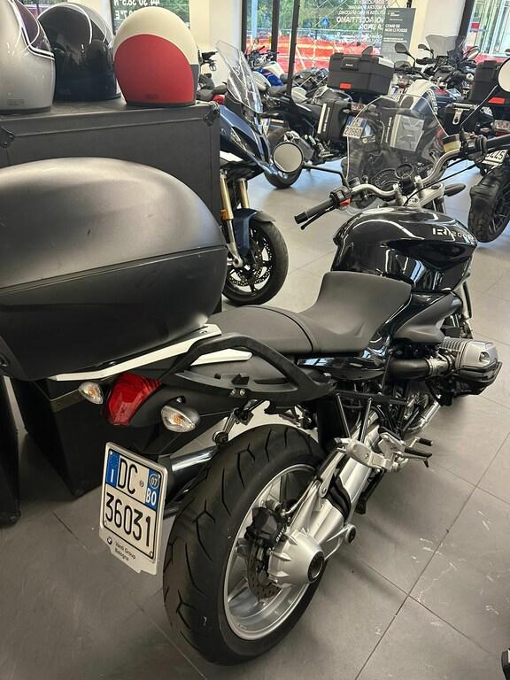 R 1200 R
