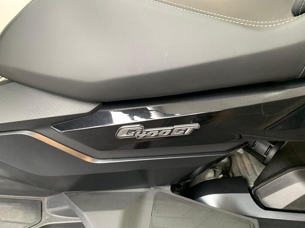 C 400 GT