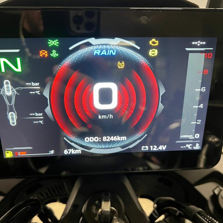 800 MT