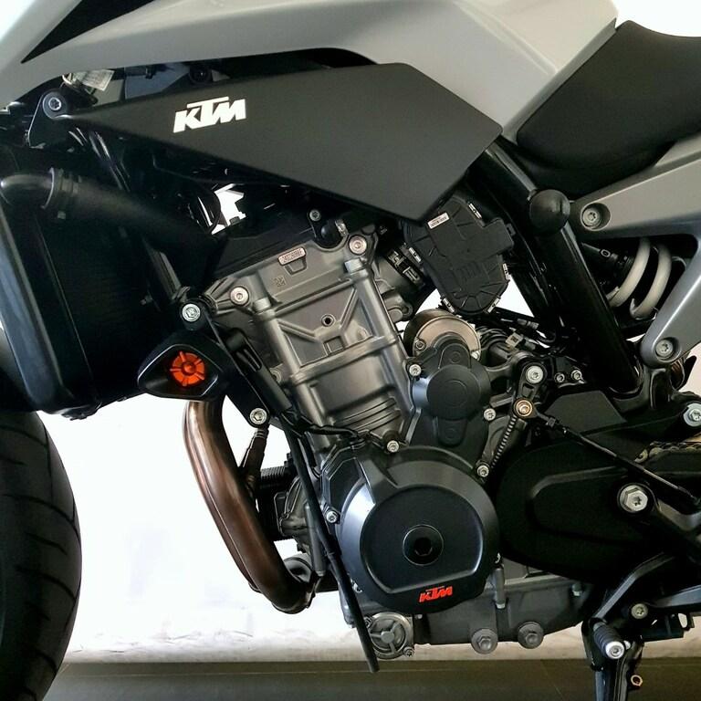 790 DUKE