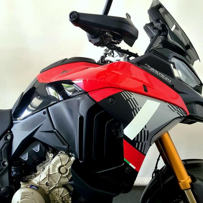 MULTISTRADA V4