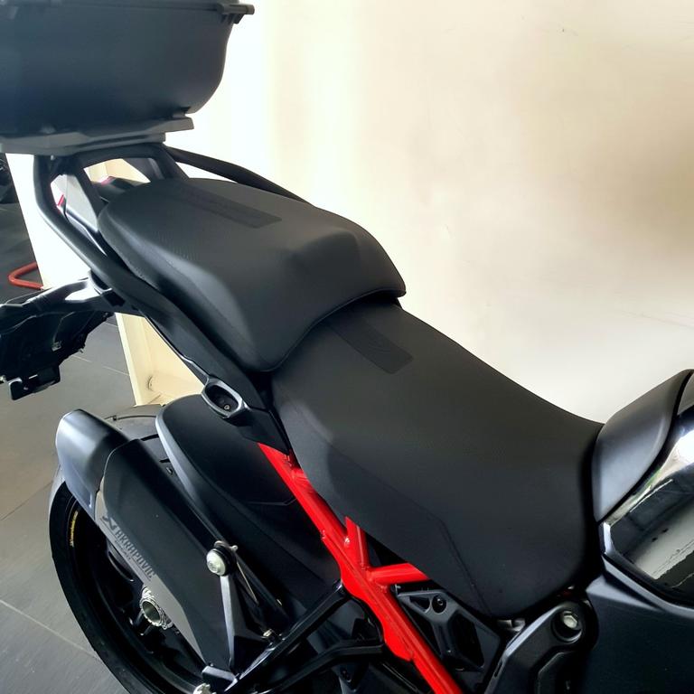 MULTISTRADA V4
